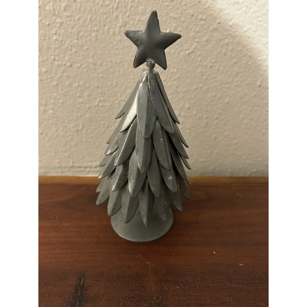 Pottery Barn Galvanized Tree with Star‎ ~ 7.25
